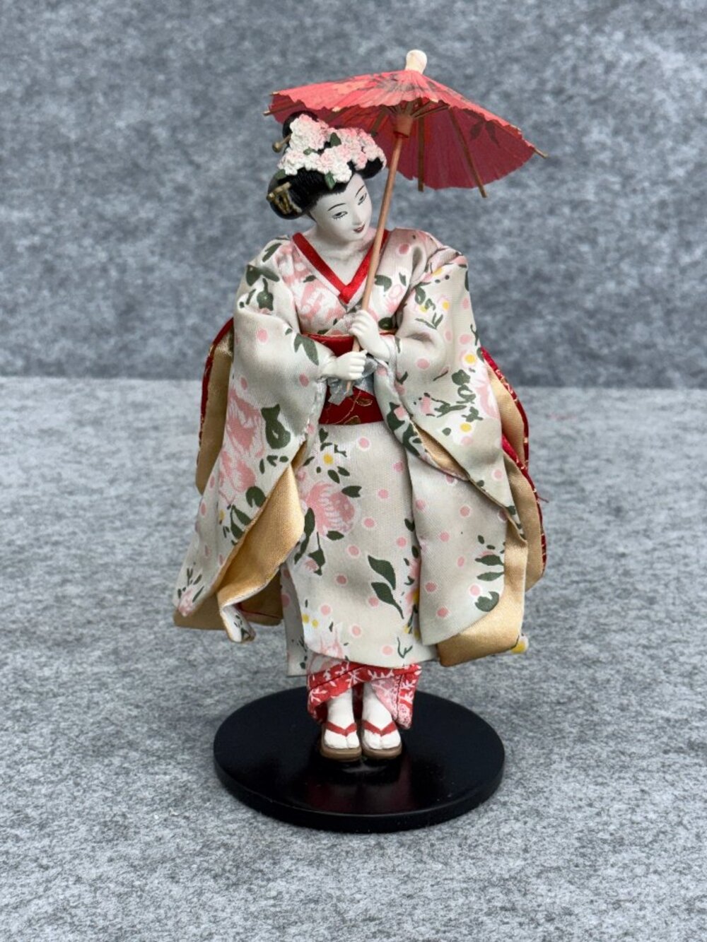 Ashton-Drake Scattered Cherry Blossoms Geisha Doll Poetry of Flowers Collection